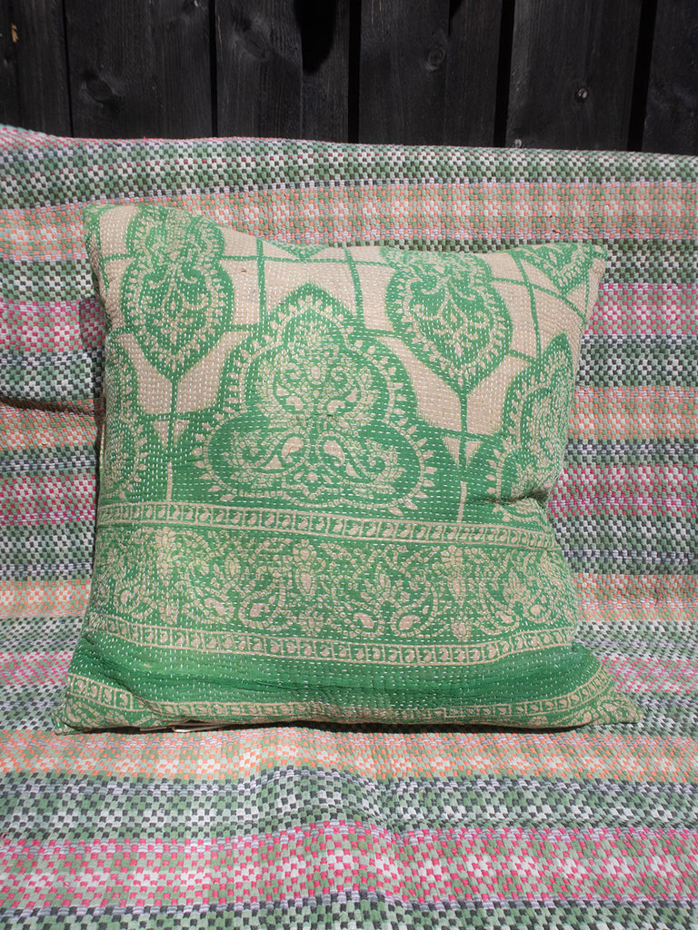 Indisk kantha pude M - 377