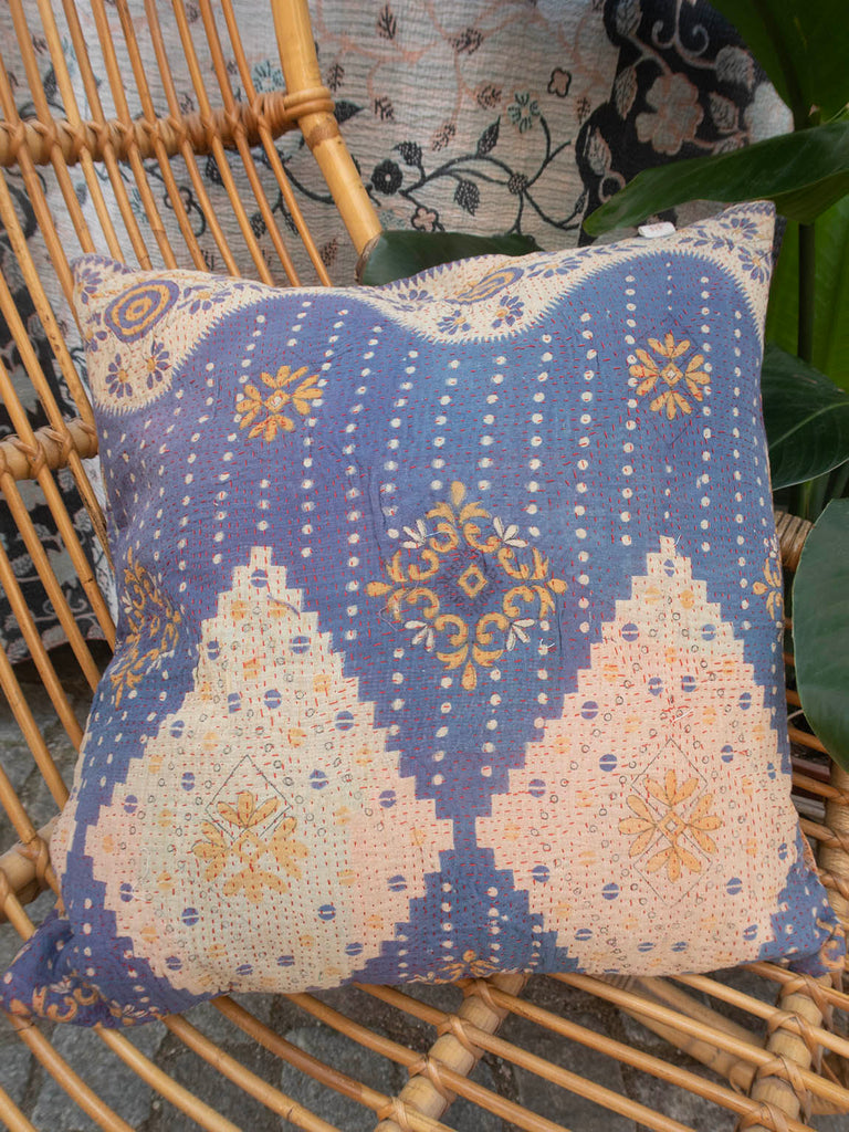 Indisk kantha pude M - 383