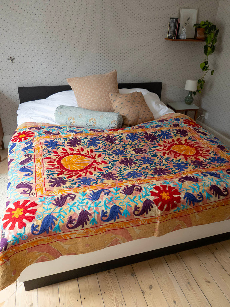 Indisk kantha suzani sengetæppe 40