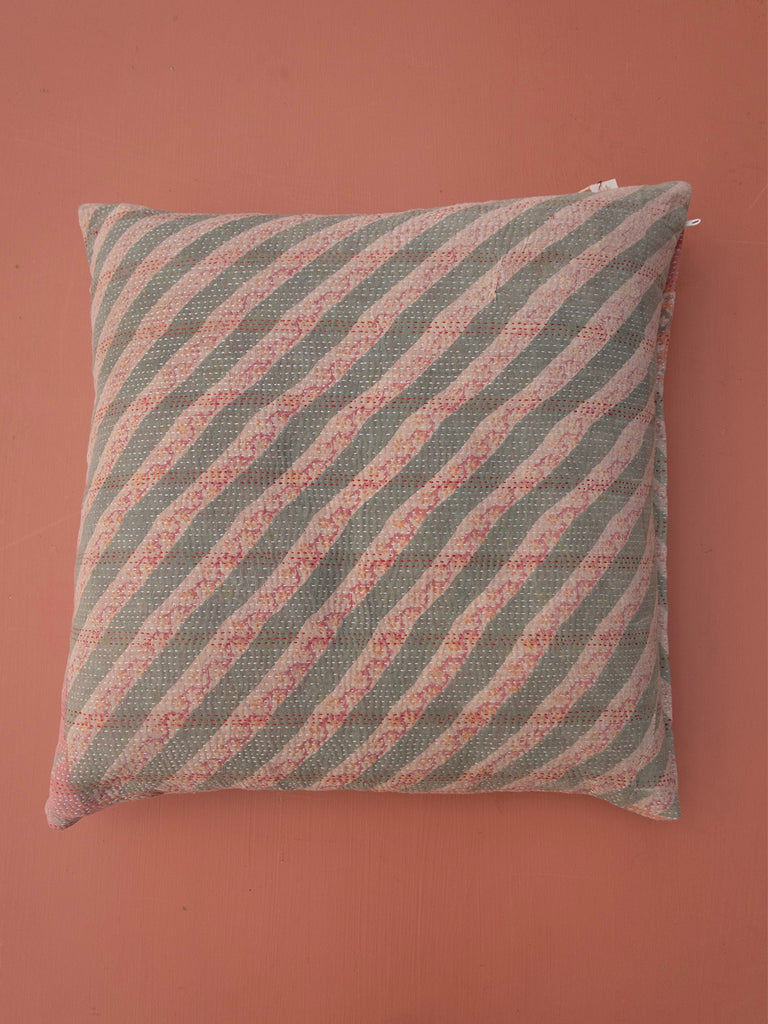 Indisk kantha pude M - 414