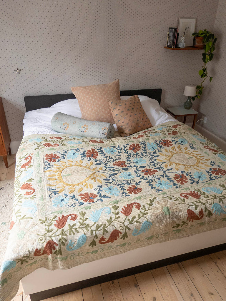 Indisk kantha suzani sengetæppe 41