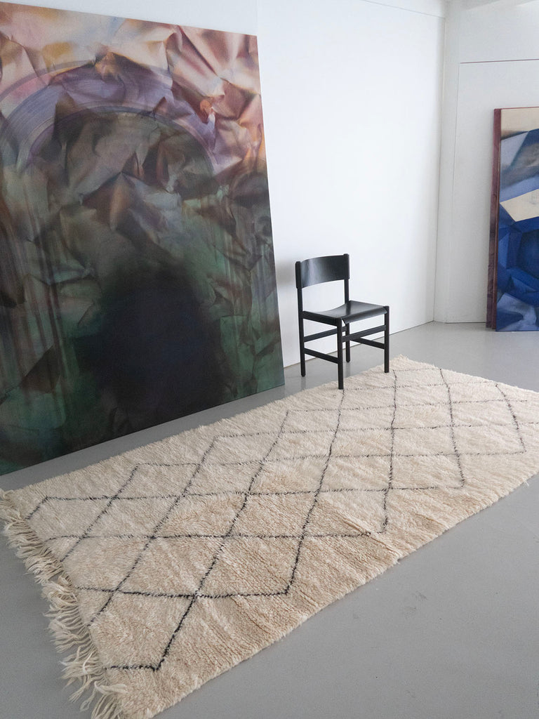 Moroccan Berber rug - Beni Ourain 280