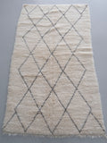 Moroccan Berber rug - Beni Ourain 280