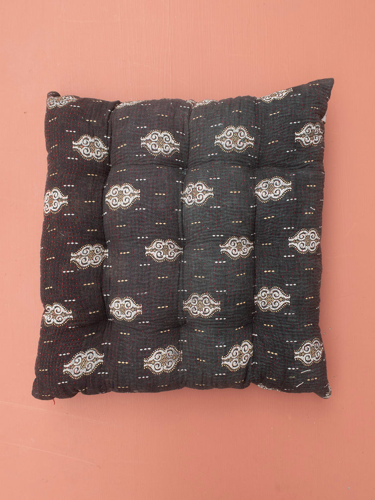 Indisk kantha sædepude - 10