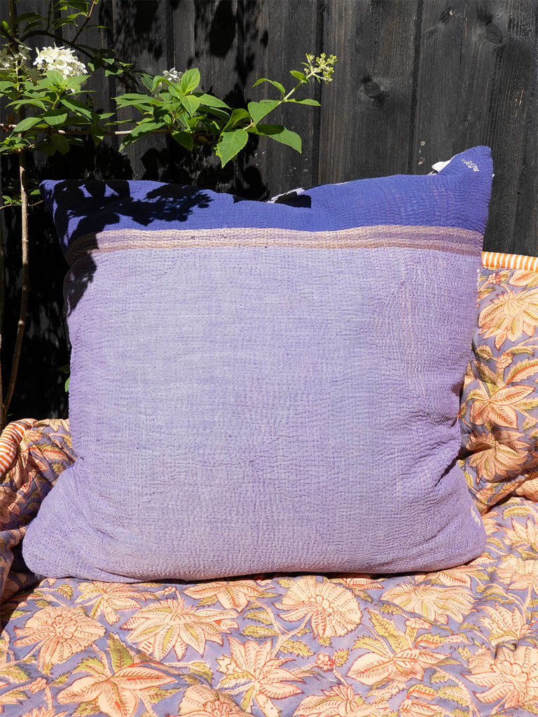 Indian Kantha Pillow L - 336