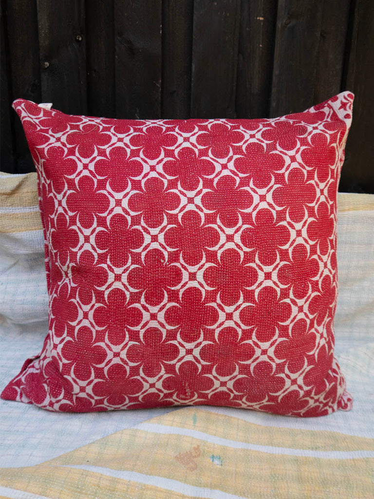 Indisk kantha pude L - 524