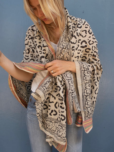 Bagru Scarf - Black Leo 07
