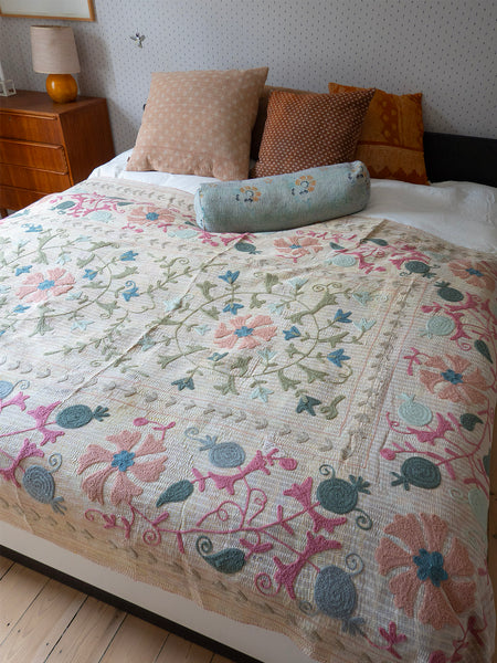 Indisk kantha suzani sengetæppe 34