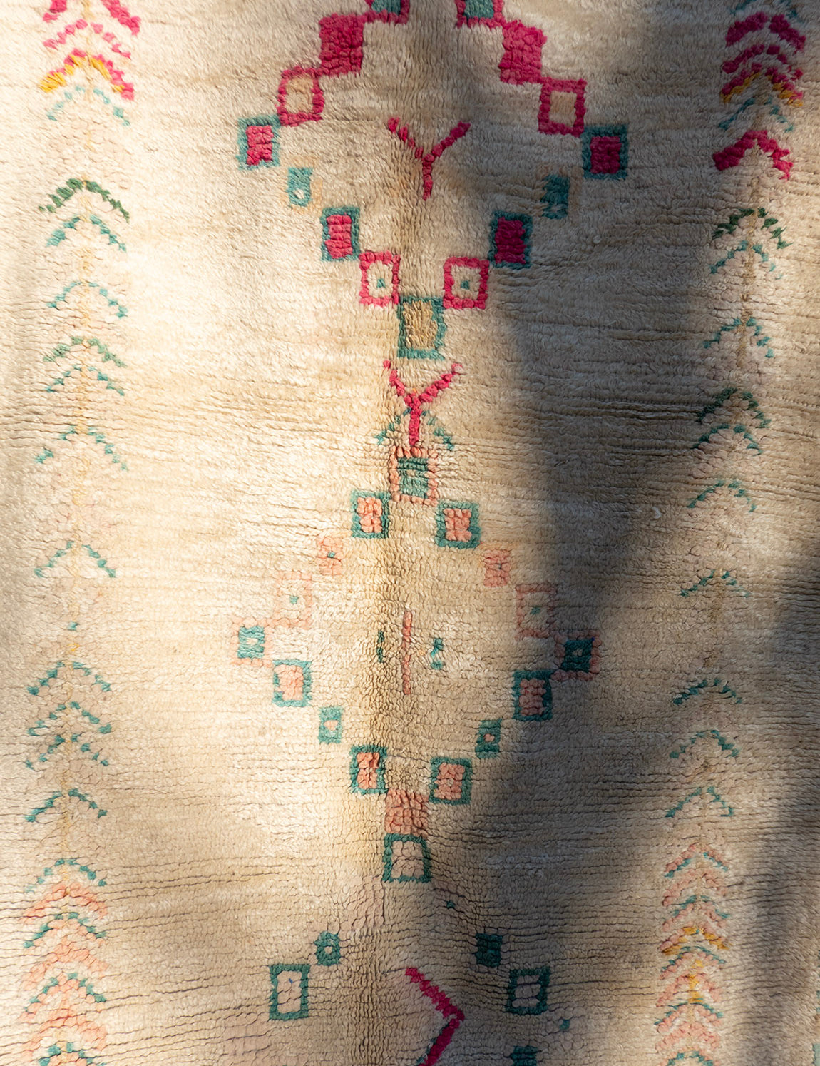 Moroccan vintage rug - Boujaad 2698