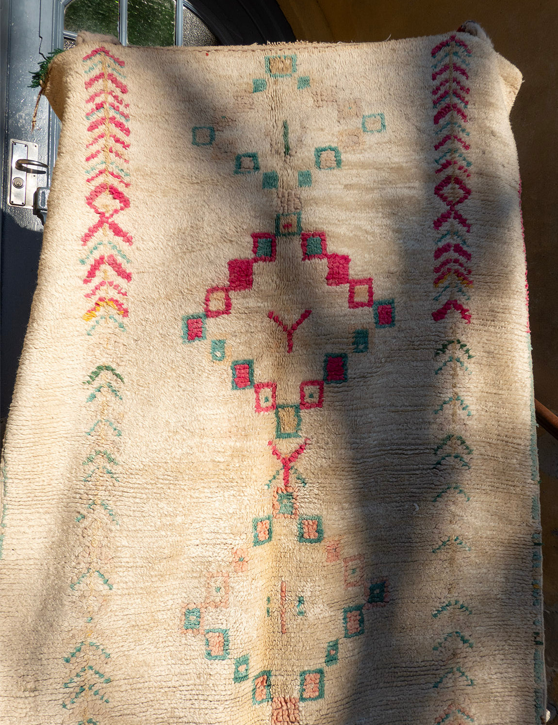 Moroccan vintage rug - Boujaad 2698