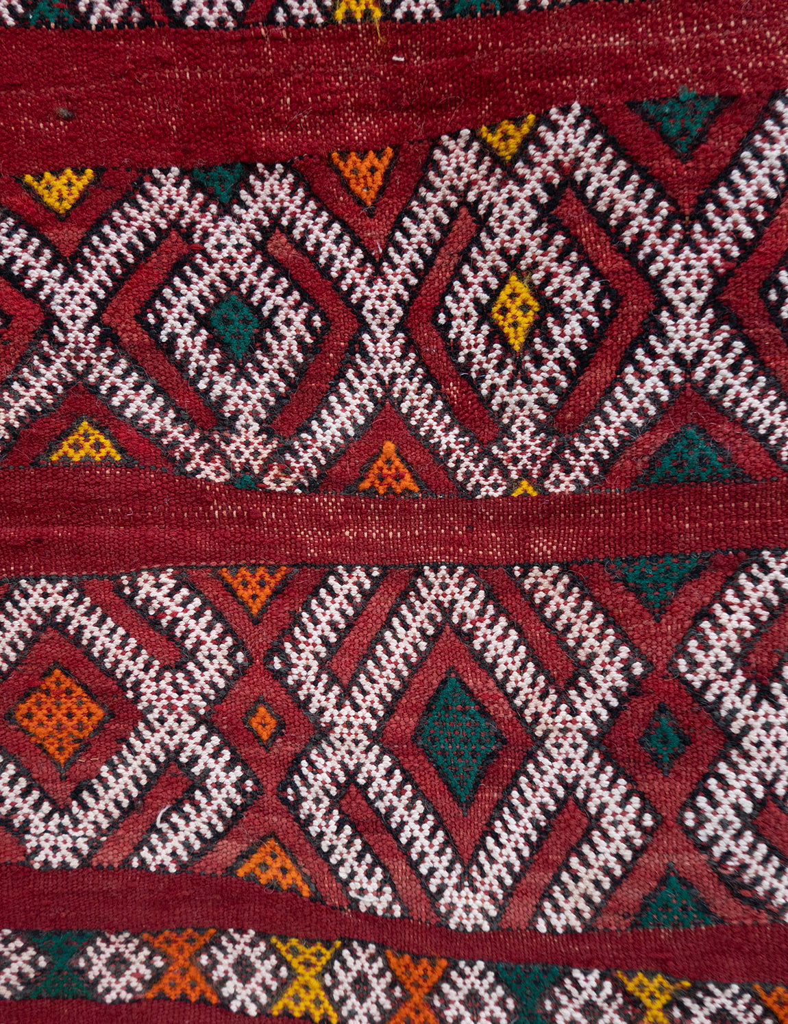 Moroccan vintage rug - Killim 2708