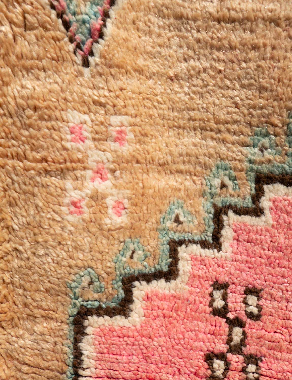 Moroccan vintage rug - Boujaad 2722