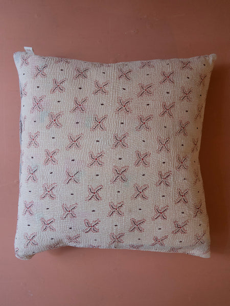 Indisk kantha pude M  - 293