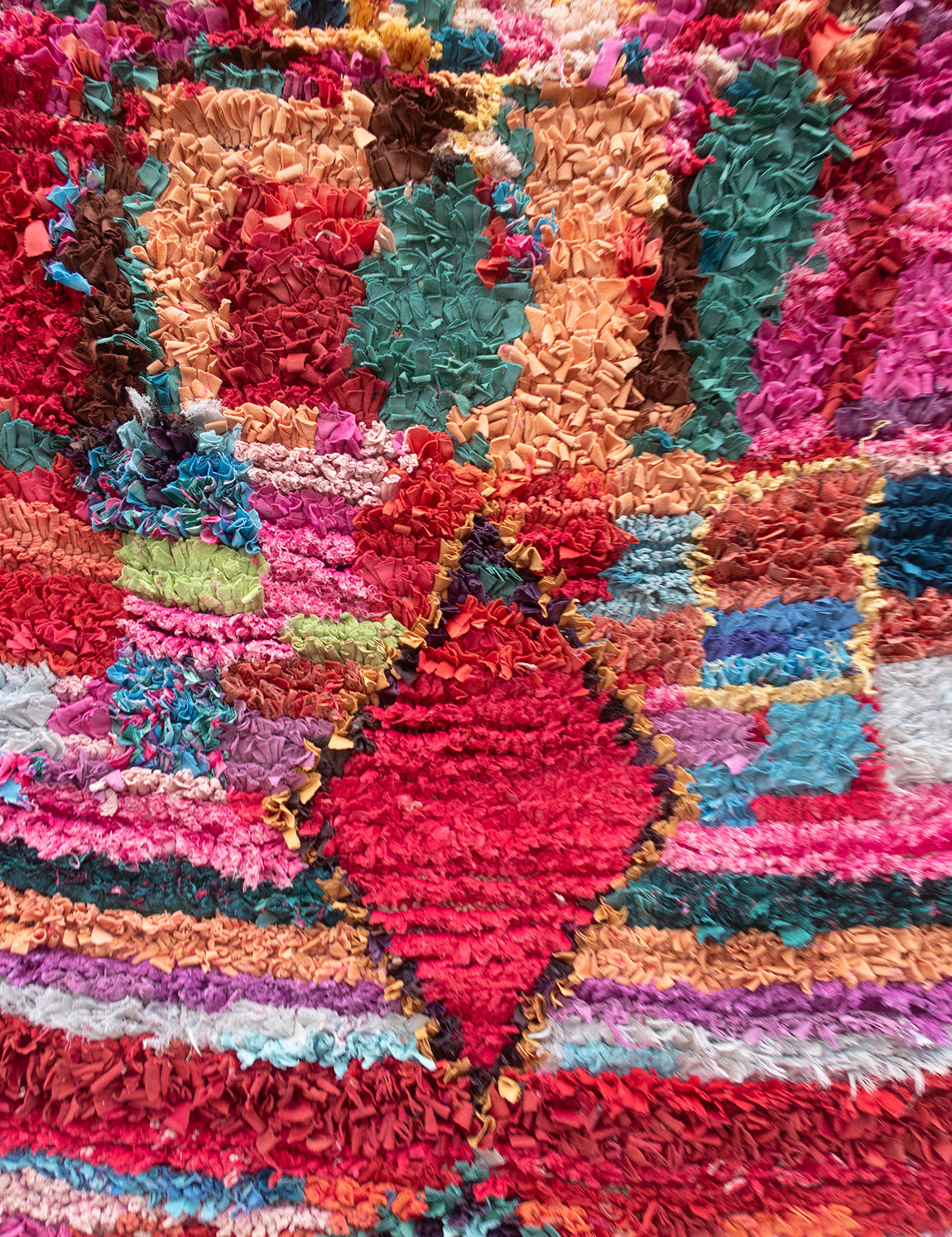 Moroccan vintage rug - Boucheroite 325