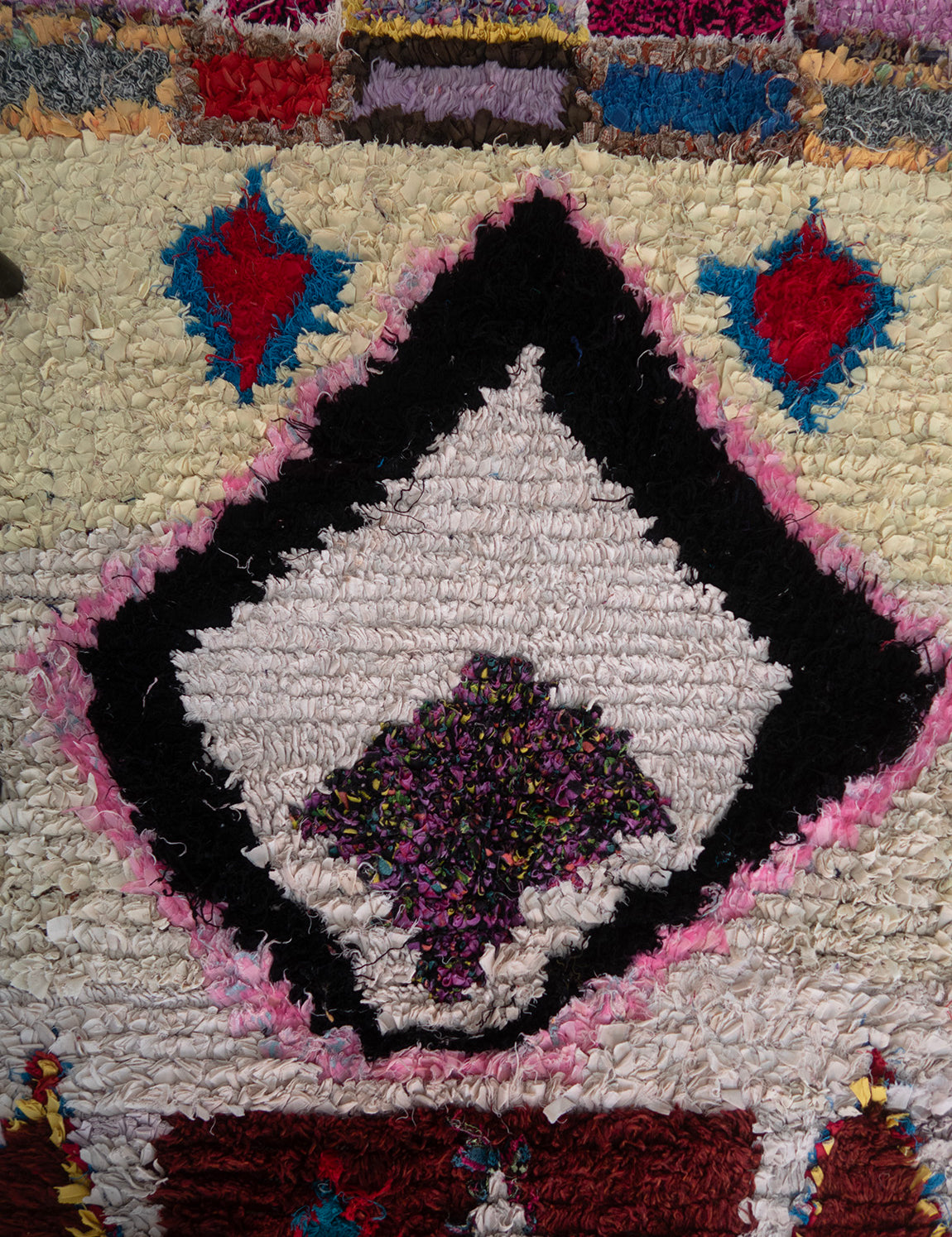 Moroccan vintage rug - Boucheroite 348