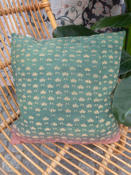 Indisk kantha pude M  - 370
