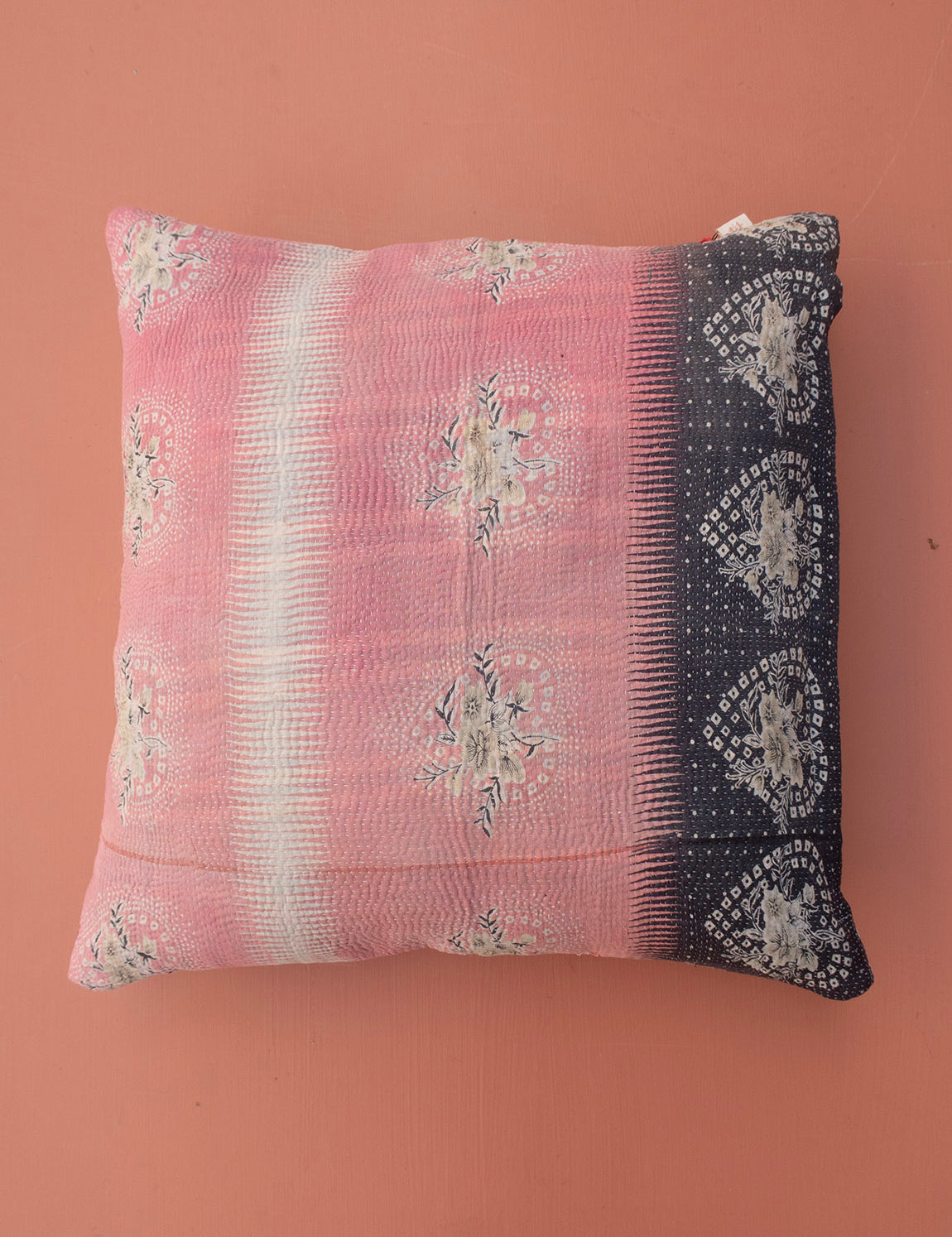 Indian kantha cushion M - 416