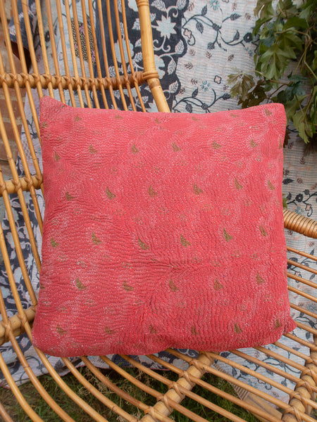 Indisk kantha pude M  - 443