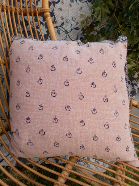 Indisk kantha pude M  - 448