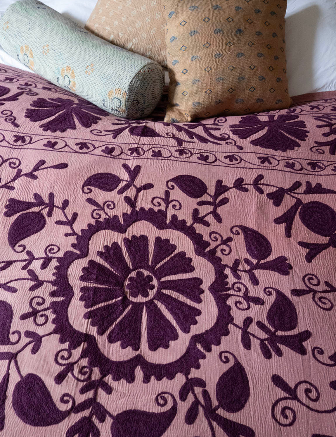 Indisk kantha suzani sengetæppe 44