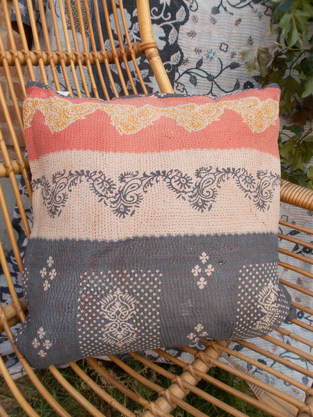 Indian Kantha Pillow M - 297