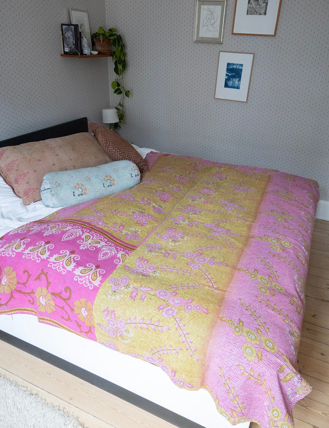 Indian kantha bedspread - 451