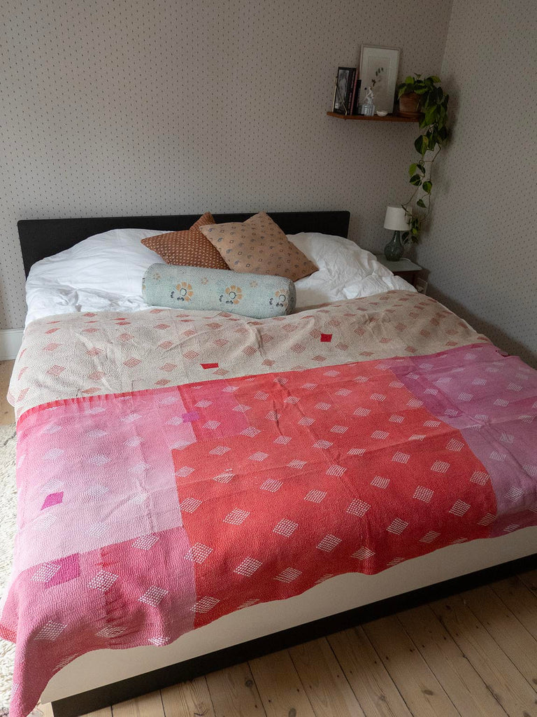 Indian kantha bedspread - 462