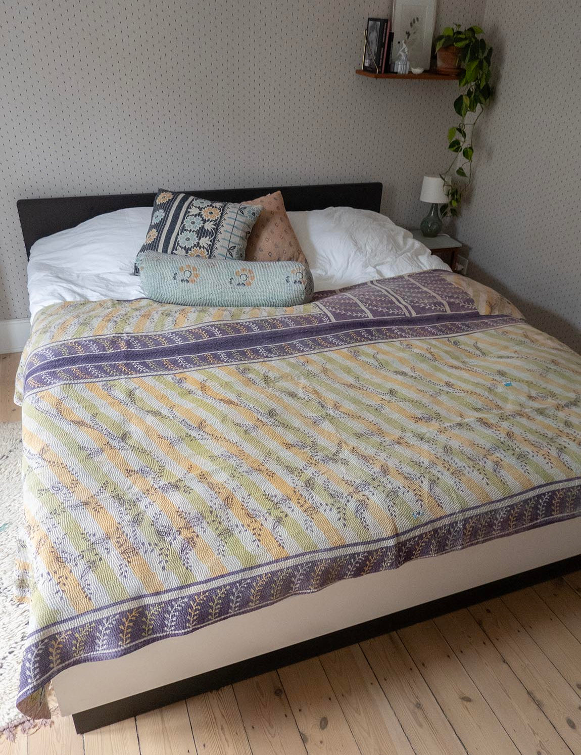 Indian kantha bedspread - 467