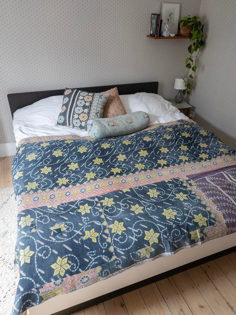 Indian kantha bedspread - 462