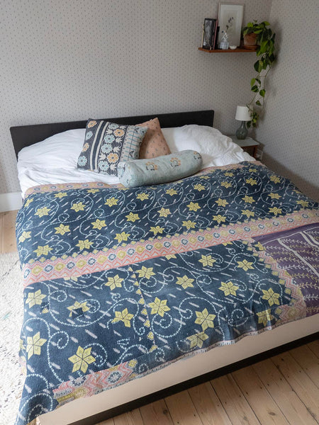 Indian kantha bedspread - 462