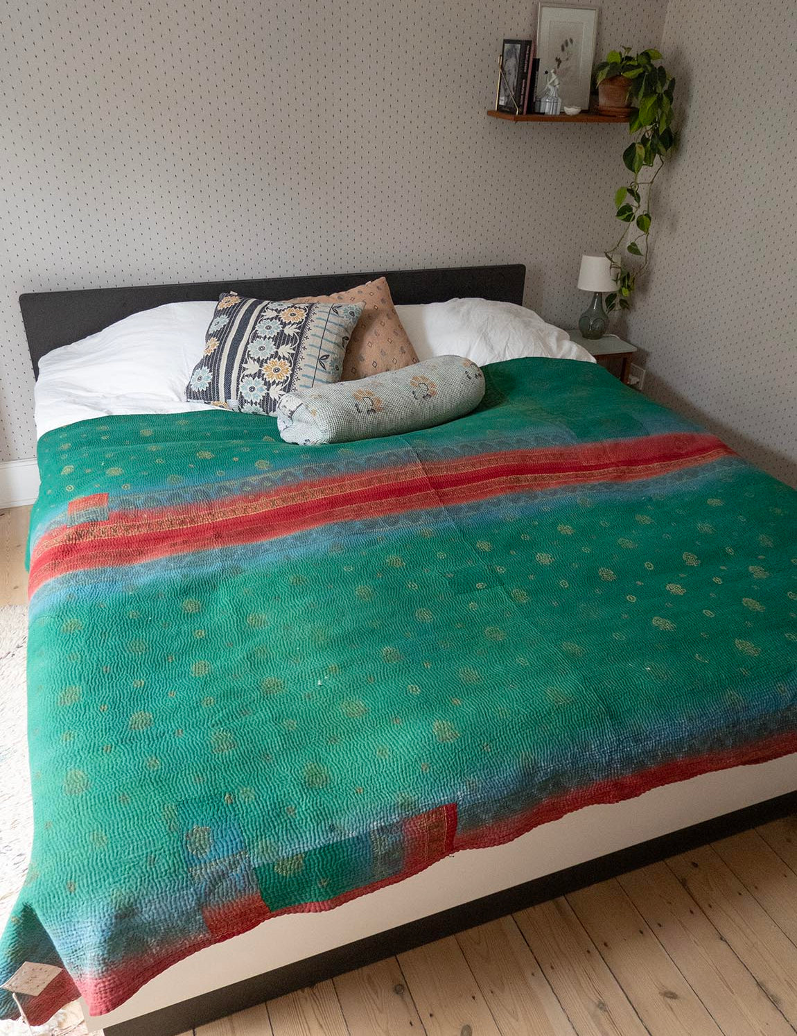 Indian kantha bedspread - 470
