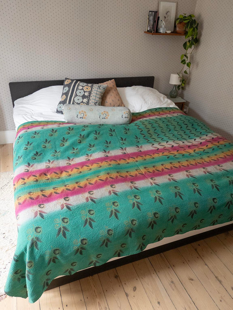 Indian kantha bedspread - 462