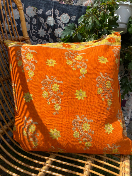 Indisk kantha pude L - 471