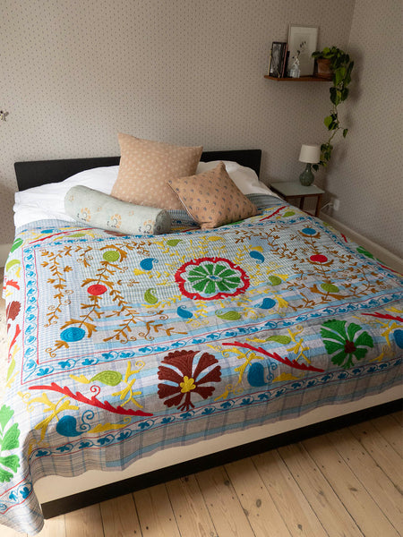 Indisk kantha suzani sengetæppe 47