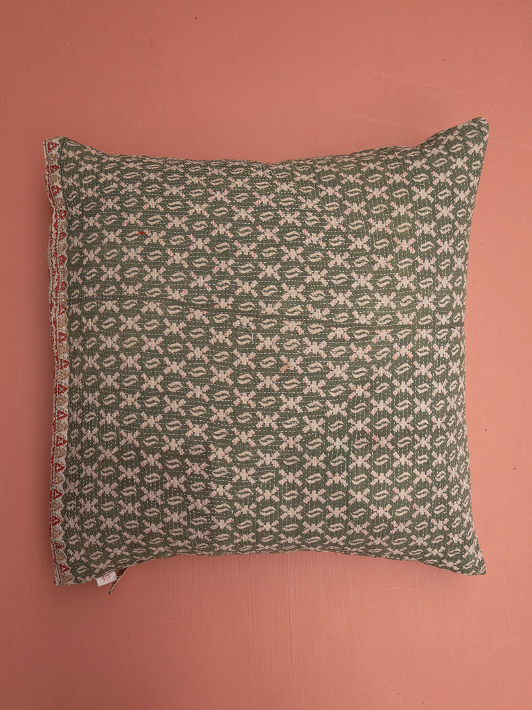 Indisk kantha pude M  - 504