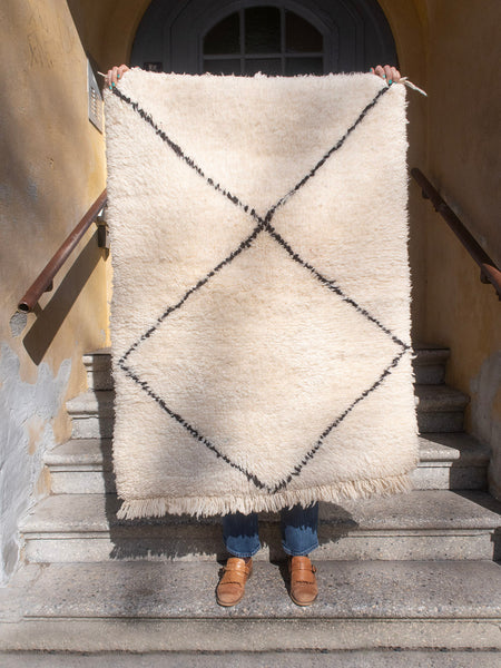Moroccan Berber rug - Beni Ourain 527