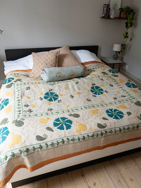 Indisk kantha suzani sengetæppe 53