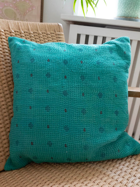 Indian kantha cushion M - 536