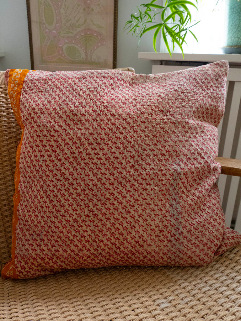 Indisk kantha pude L - 609