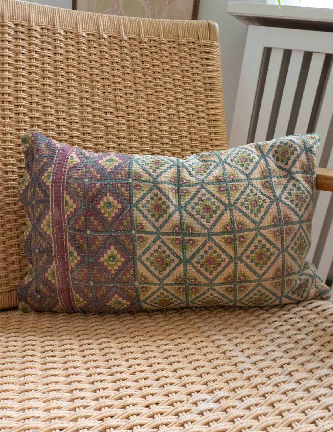 Indian kantha cushion S - 613