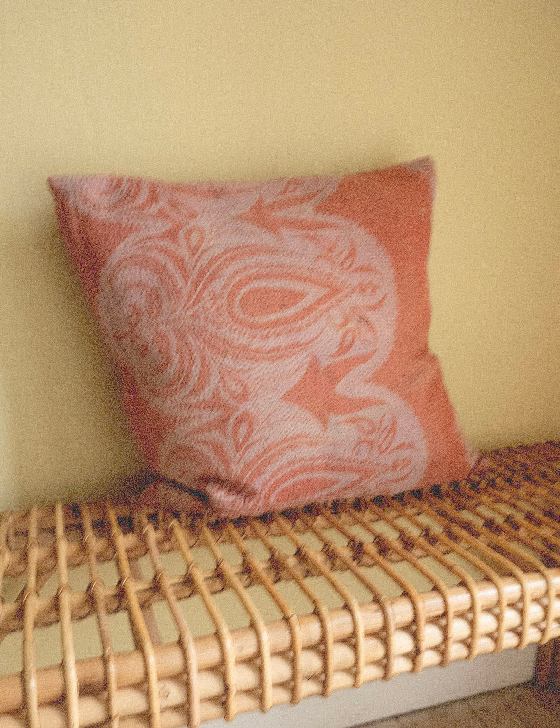 Indian kantha cushion M - 703