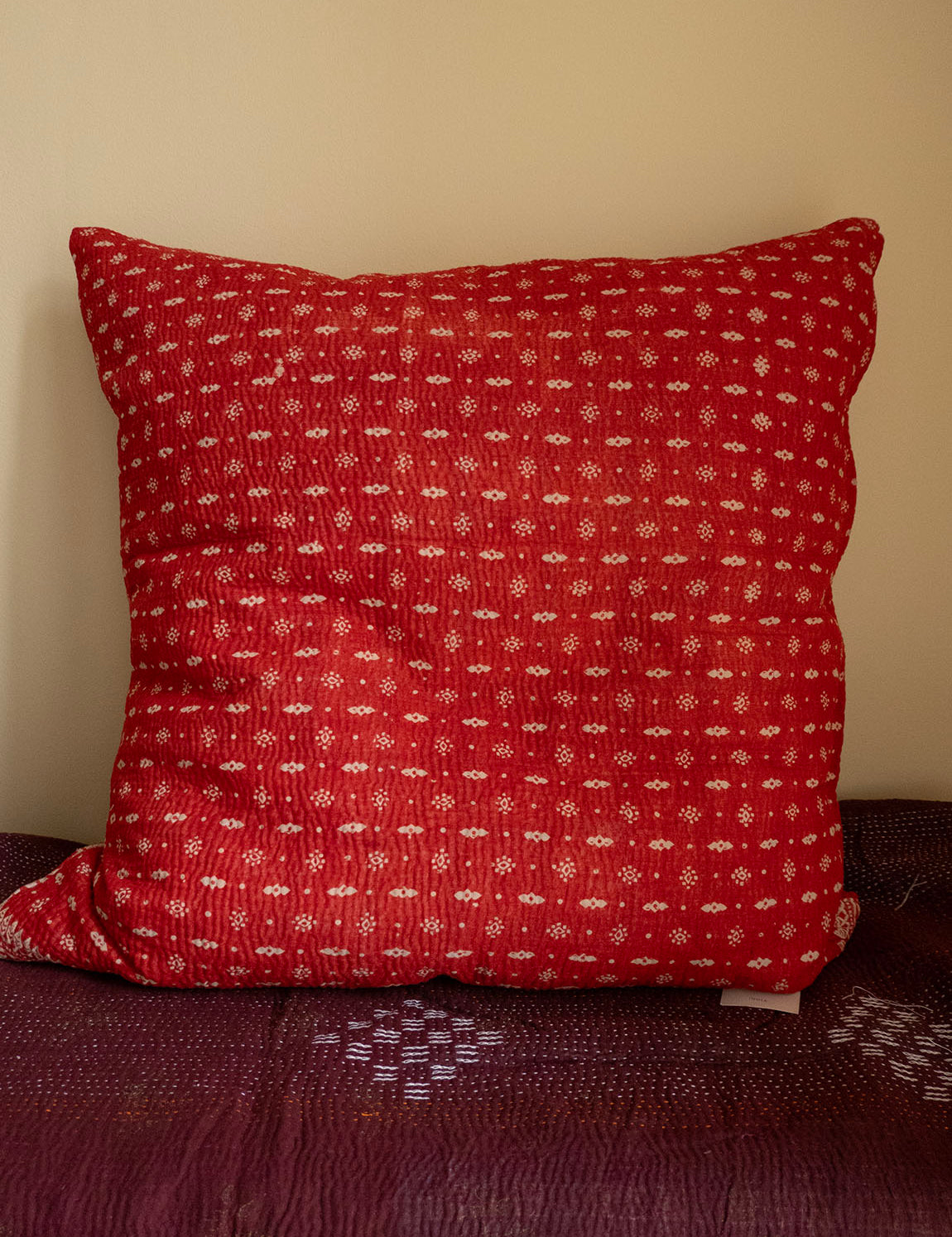 Indian kantha cushion L - 706