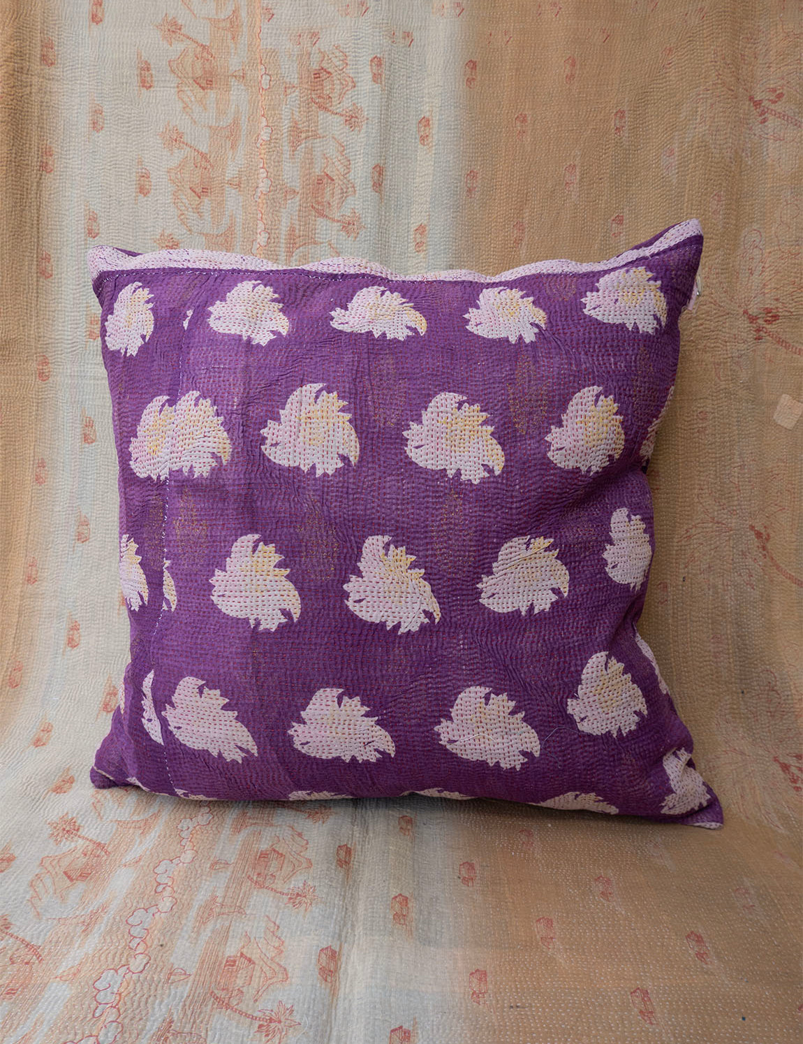 Indian kantha cushion L - 730