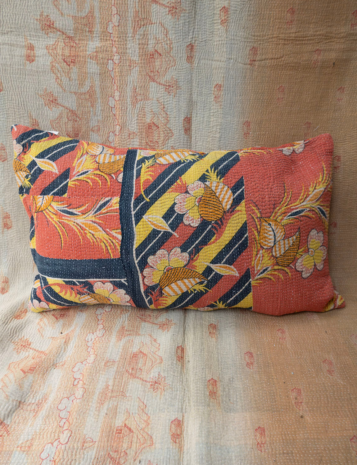 Indian kantha cushion S - 736