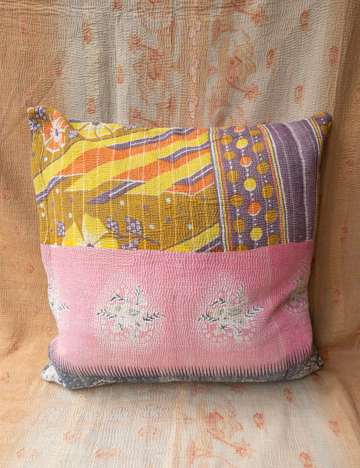Indian kantha cushion M - 741