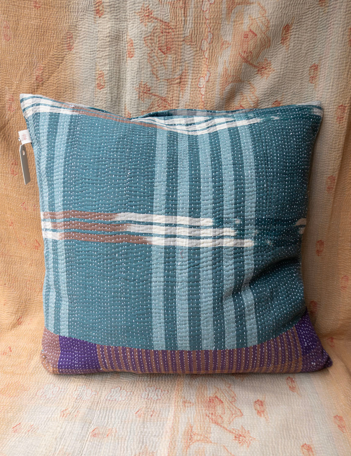 Indian kantha cushion M - 749