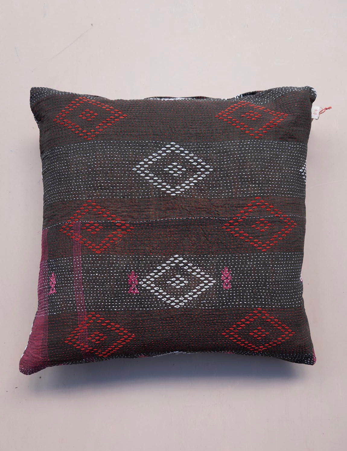 Indian kantha cushion M  - 777