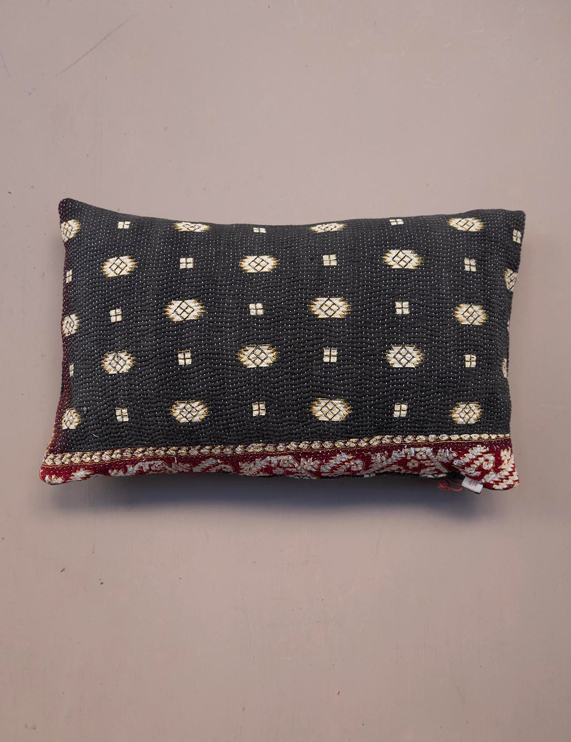 Indian kantha cushion S - 788