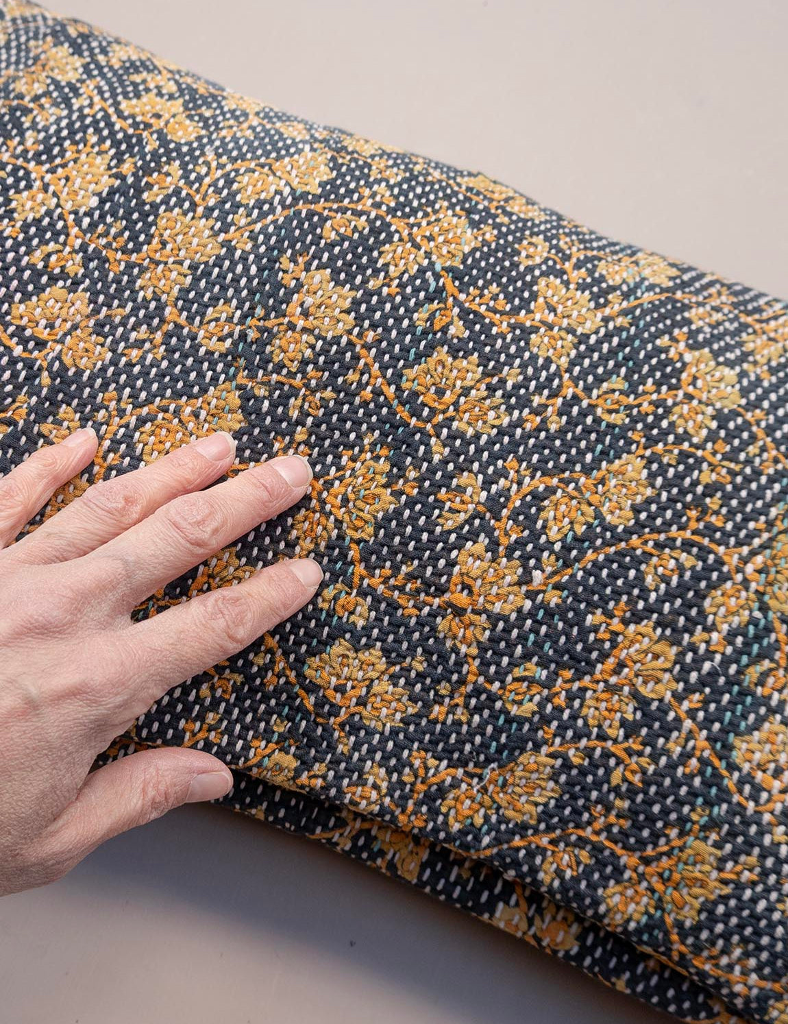 Indian kantha cushion S - 789