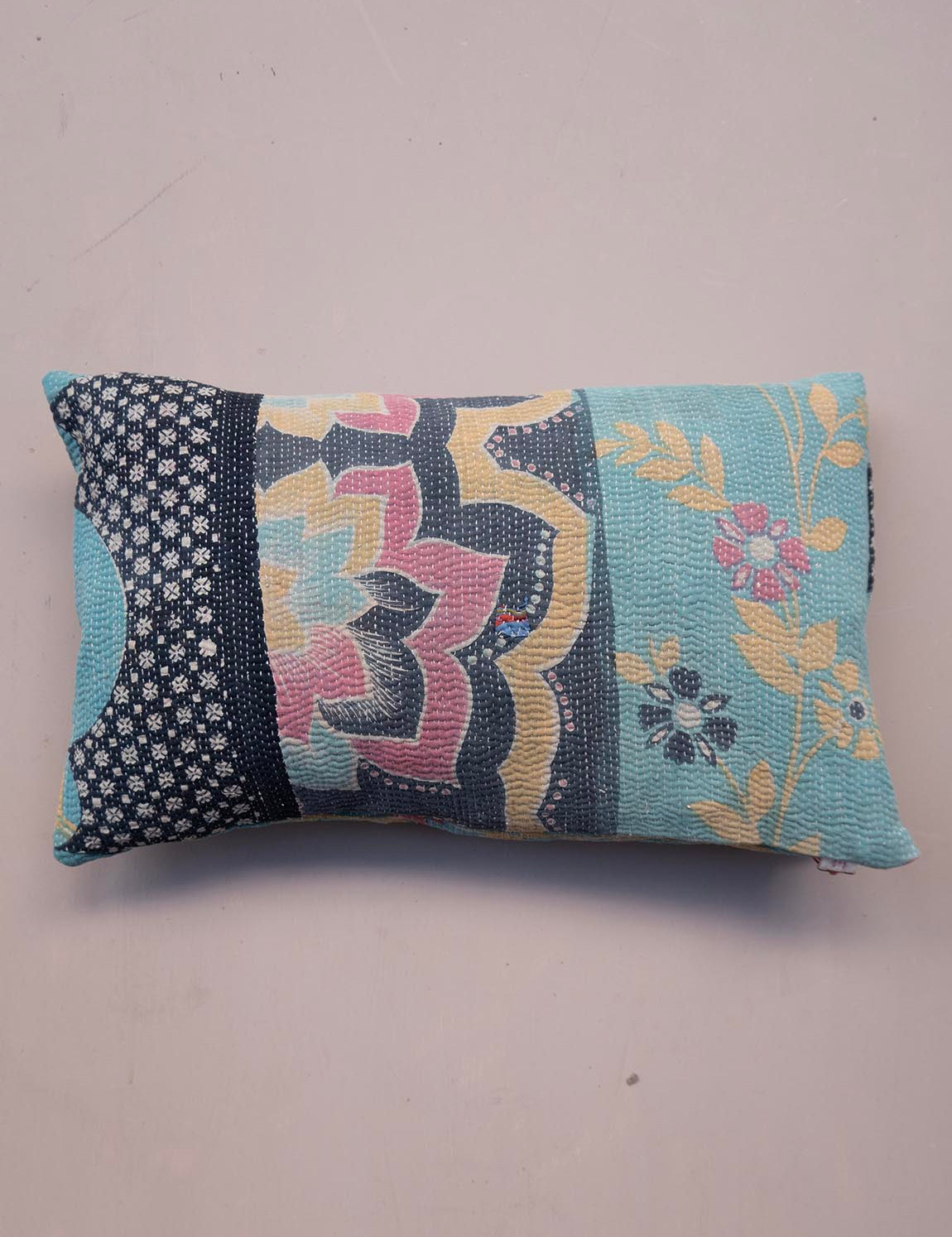 Indian kantha cushion S - 790